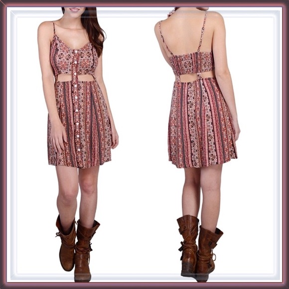 💥 CLEARANCE Boho Cut Out Midriff Floral Stripe Dress - Picture 6 of 6